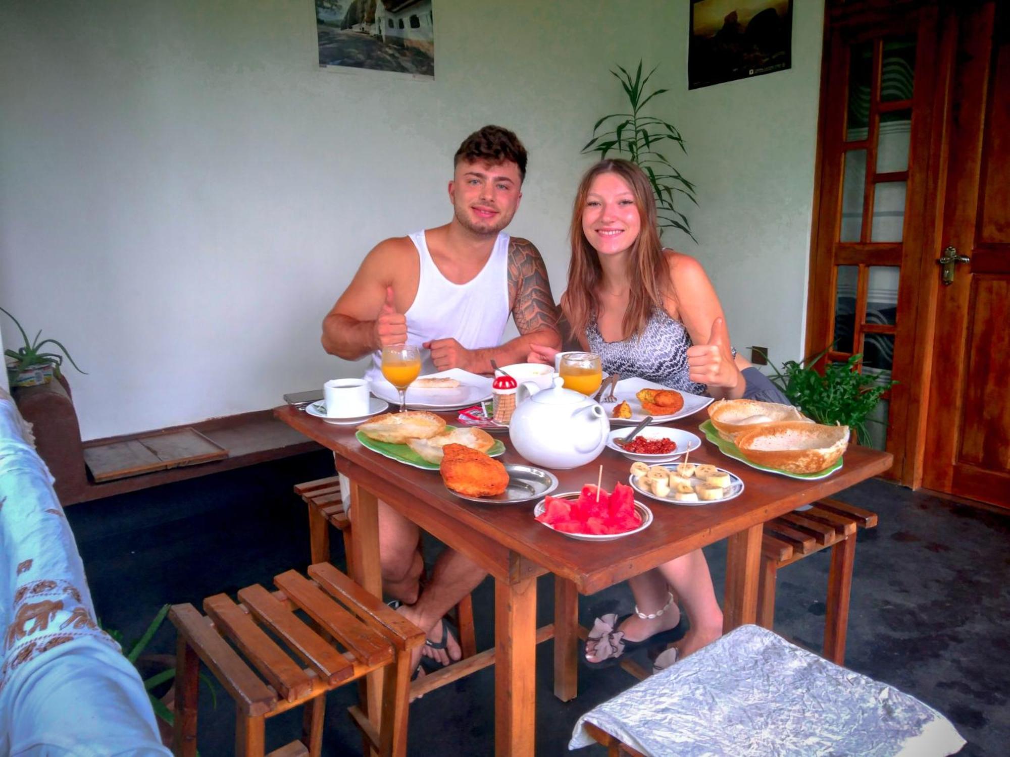 دامبولا Aloe Vera Guest House المظهر الخارجي الصورة
